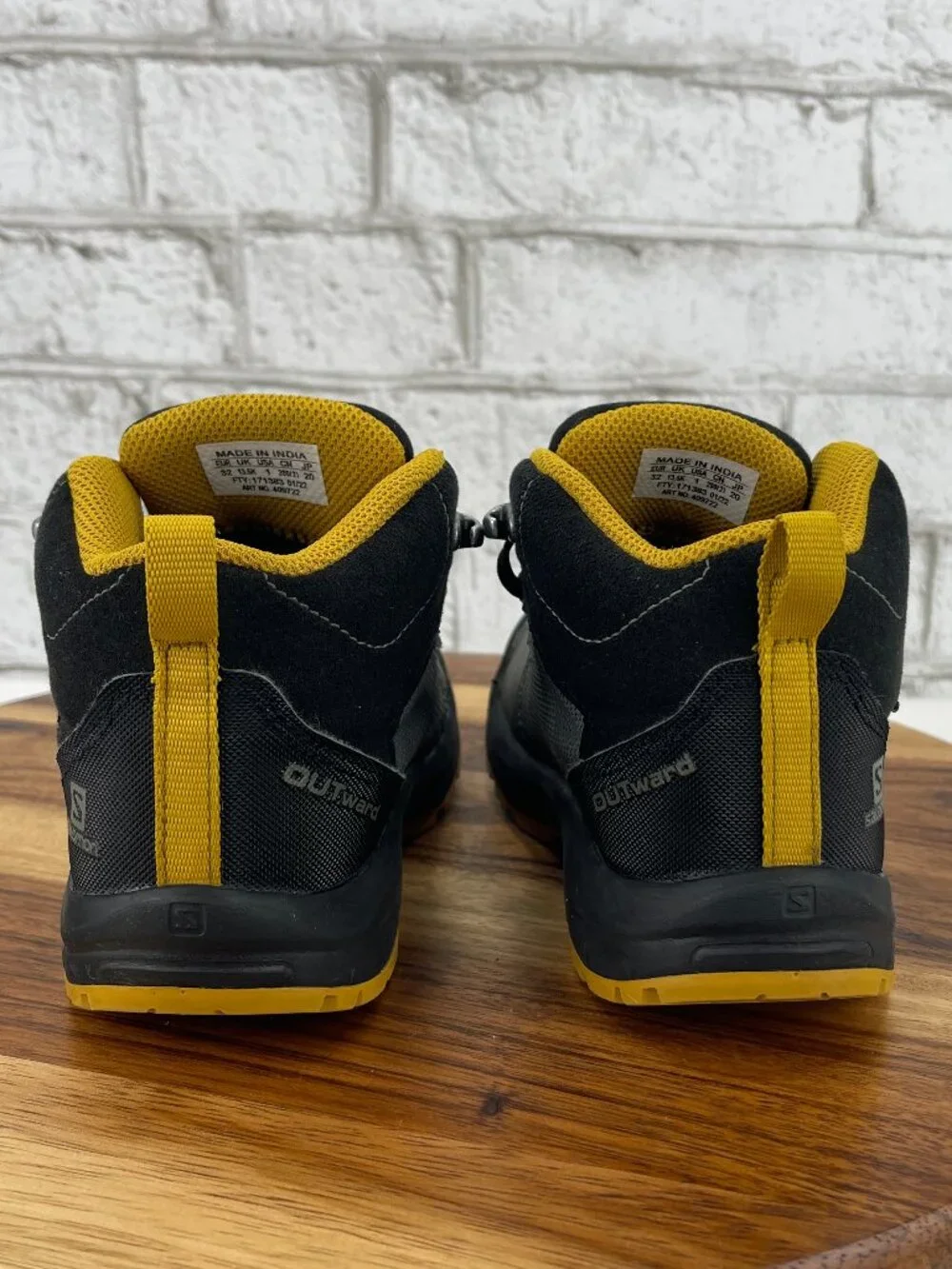 Salomon Outward CSWP Kids Sz. 1 Gray Black Yellow Waterproof Hiking Boots
